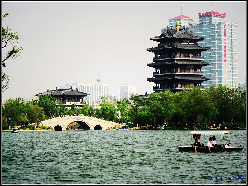 大明湖